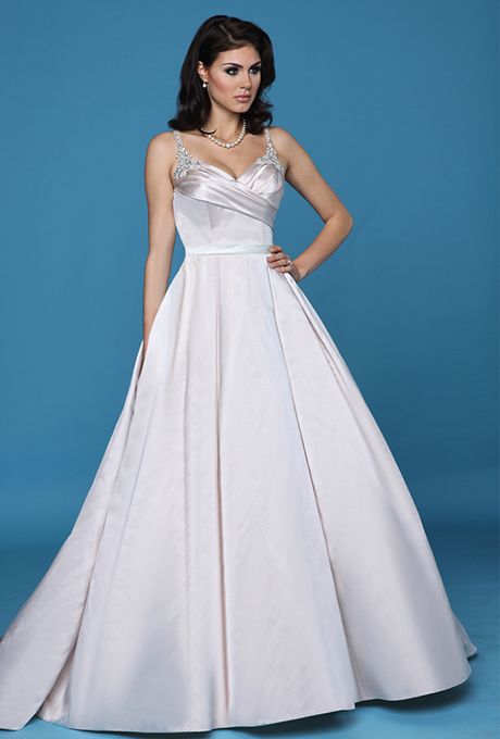 Hochzeit - Impression Bridal Dress