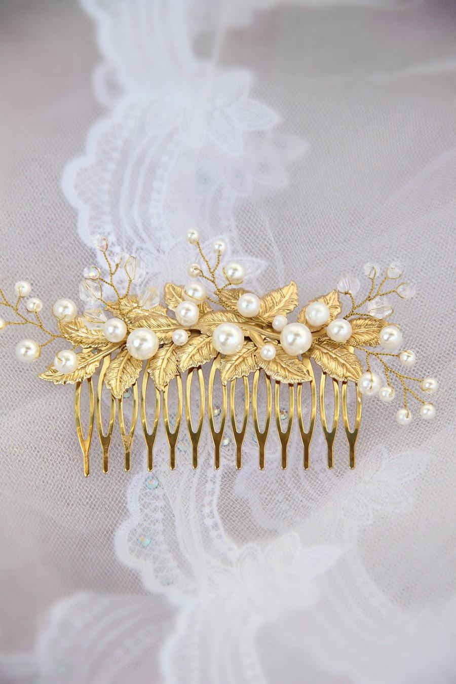 Mariage - gold leaf hair comb, gold hair comb, gold bridal hair comb, pearl hair comb, wedding hair comb, gold wedding hair comb, vintage hair comb