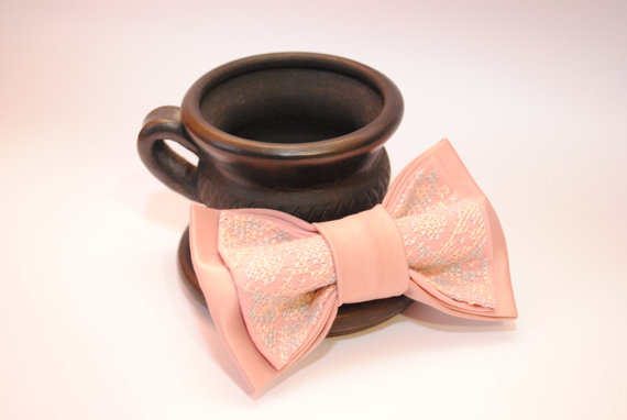 Mariage - Embroidered Pink groomsmen bowtie Great to coordinate with Bridesmaid Dresses in Candy pink Pearl pink Coral Blushing pink Rose quartz tie
