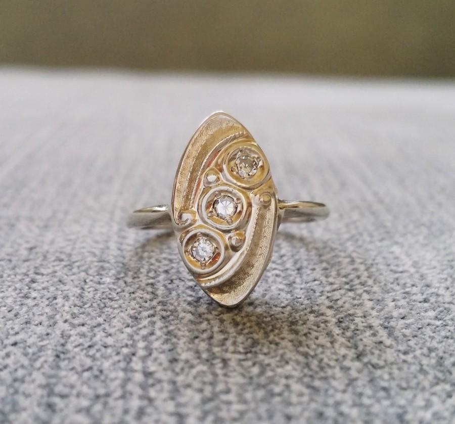 Свадьба - Antique White Gold Diamond Engagement Ring Vintage Art Deco Bohemian Hippie Eco Friendly White 14k Gold Size 6.25