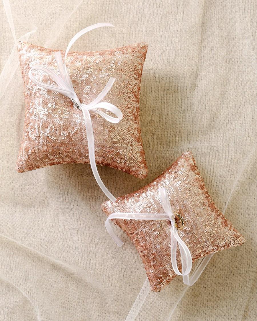 Hochzeit - Sequin ring pillow, rose gold sequin wedding ring pillow, sequin wedding decor,  blush ring bearer pillow - Twinkle