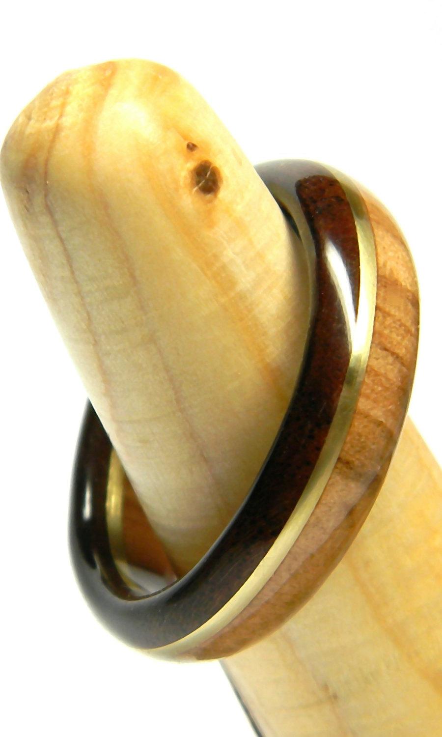 Свадьба - Distintive Walnut and Olivewood Wood Ring, Jewelry, Ring, Wood Jewelry, Wedding, Wedding Band, Alternative Engagement Ring,  Men, Mens Gift