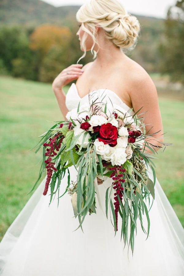 Свадьба - White Oaks Barn Wedding By Dash Photography - Southern Weddings