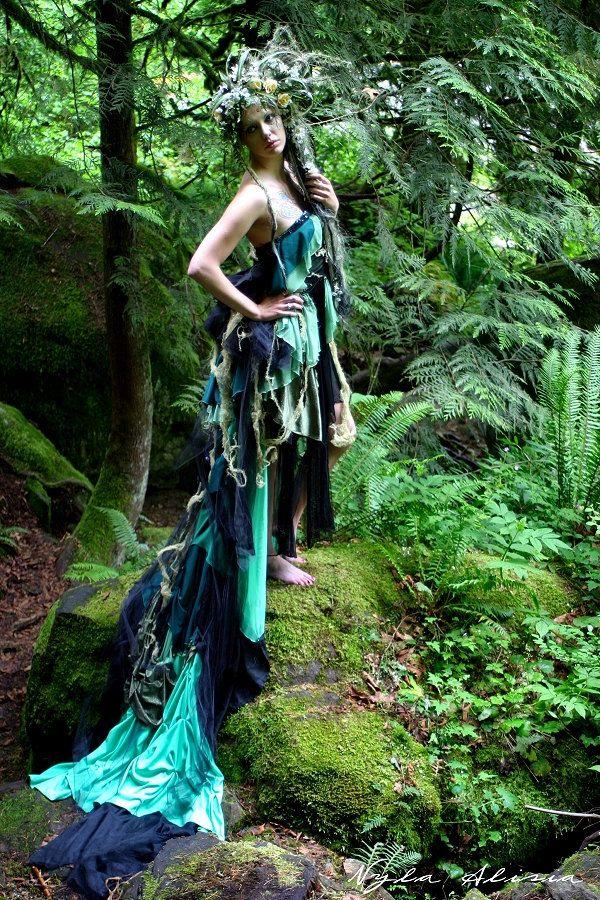 زفاف - Custom Made Tattered Fairy - Goth - Goddess - Nymph - Renaissance - Wedding - Costume - Theater - Steampunk - Dress - Gown