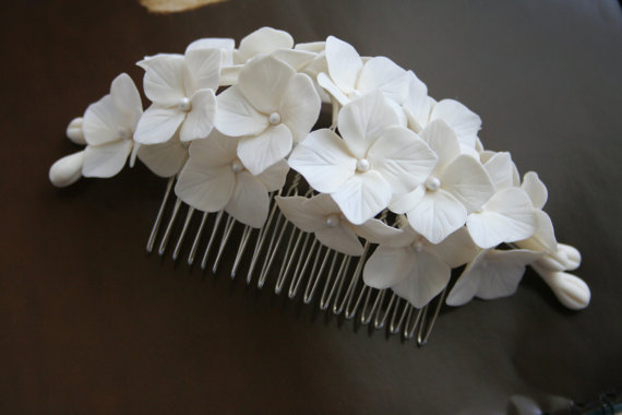 Hochzeit - Hydrangea Hair comb, Bridal hair accessories, Bridal flower headpiece, Bridal flower comb, Bridal hair flower, Wedding flower comb