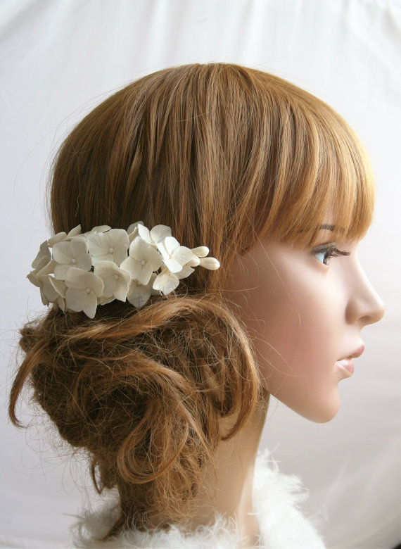 Wedding - Bridal flower headpiece, Wedding flower comb, Bridal flower comb, Bridal hair flower, hydrangea hair, Bridal hair accessory, Flower comb