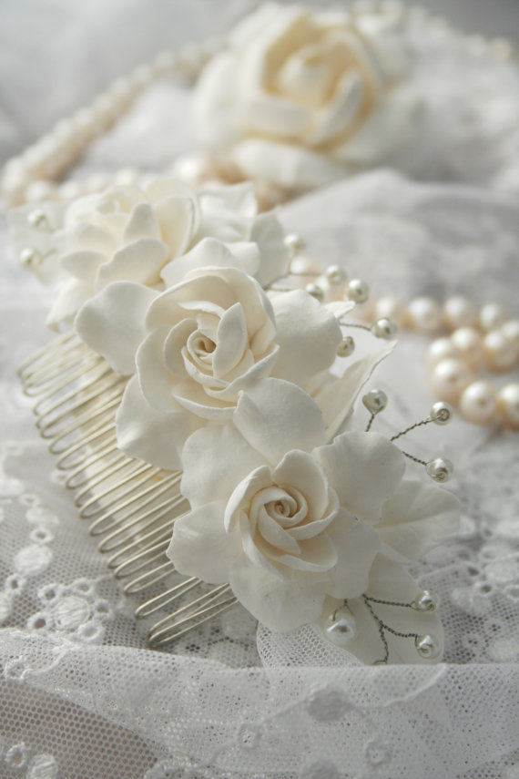 زفاف - Bridal flower headpiece, Bridal flower comb, Bridal hair flower, Wedding flower comb, Bridal pearl comb, Bridal hair accessory, Gargenia