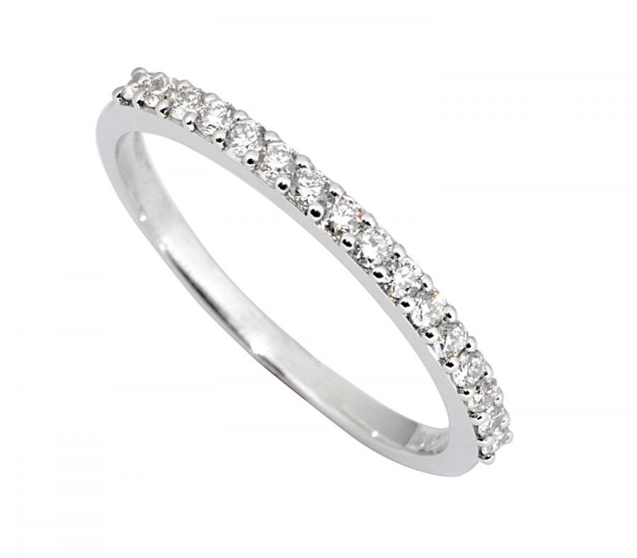 Mariage - 0.25ct Traditional Bridal 14K White Gold Wedding Band with Diamonds