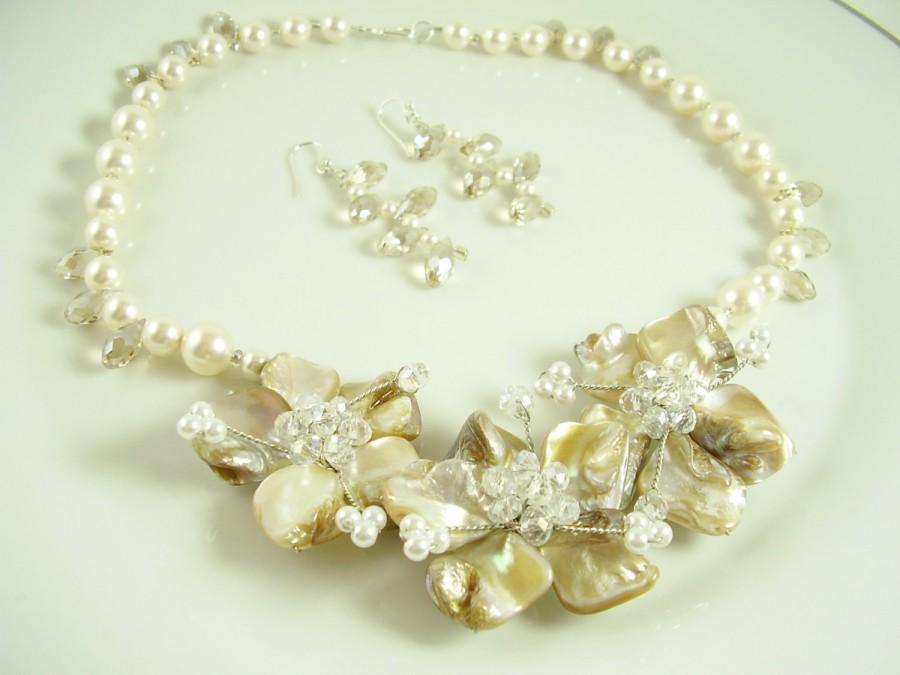 زفاف - Wedding Jewelry, Mother of Pearl Floral Wedding Necklace and Earring Set, Bridal Necklace and Earring Set, Swarovski Necklace and Earrings