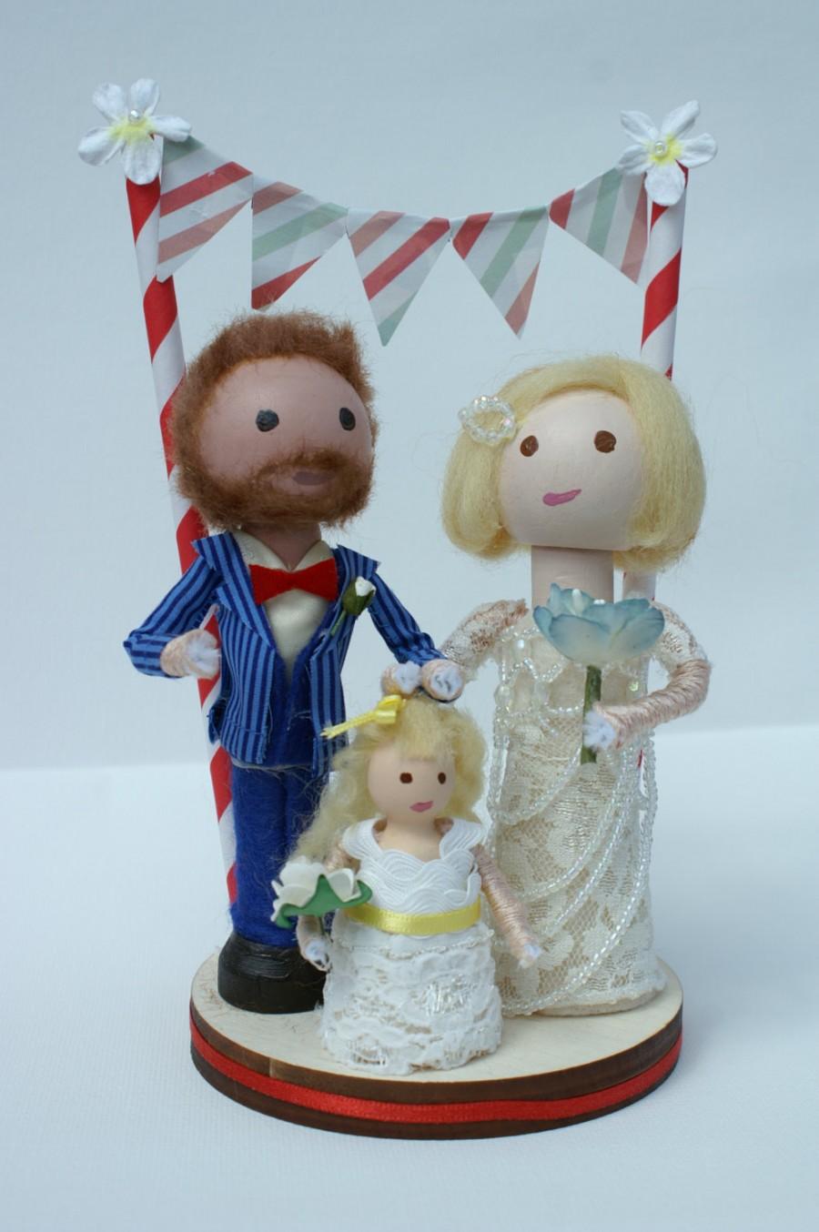 Свадьба - Handmade, Customized, Bride and Groom, Wooden Peg Doll, Wedding Cake Topper