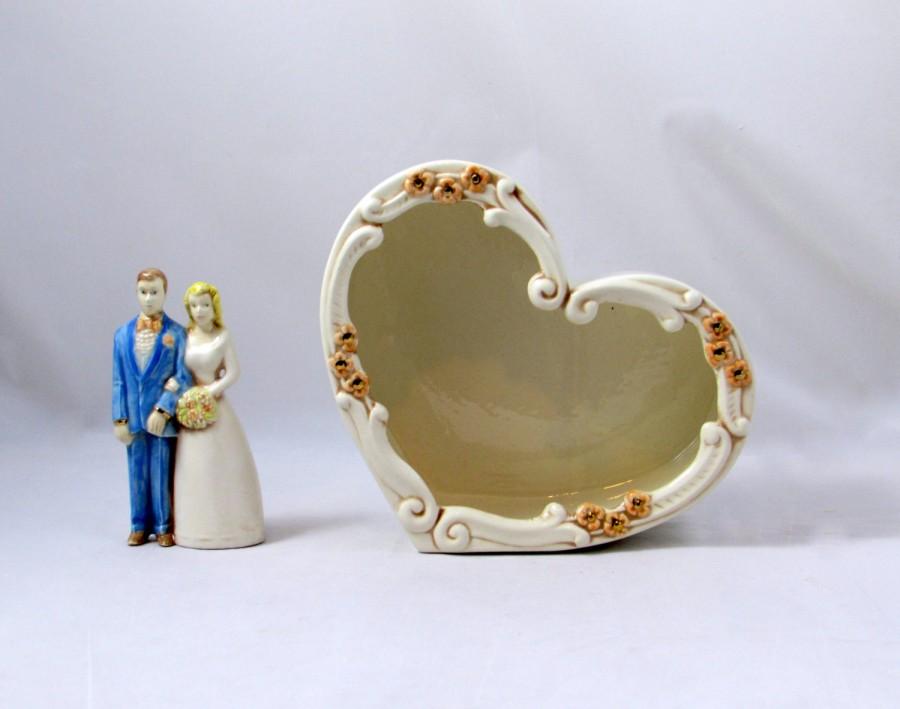 Свадьба - Personalized Ceramic Wedding Cake Topper, hand made, with heart box, real gold trim-  6 1/4 inches