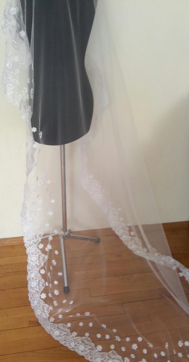 زفاف - Lace veil, bridal lace veil, wedding lace veil, Mantilla, white veil with flowers