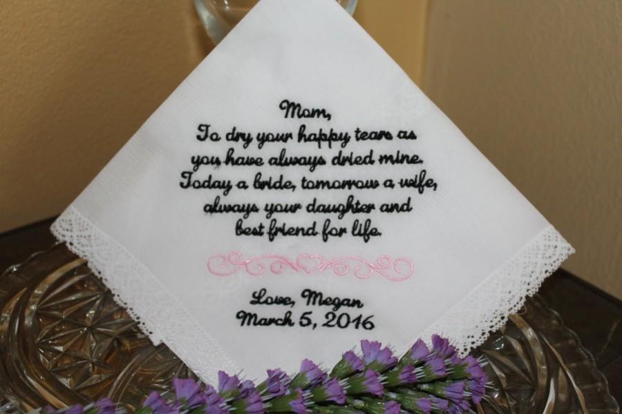 زفاف - Embroidered wedding handkerchief - mother of bride gift hankerchief - personalized hankerchief
