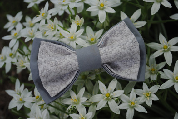 زفاف - Gray groomsmen's bow tie Wedding bow tie Well to coordinate with Bridesmaid Dresses in Frost Silver Steel grey Mariage en gris Handmade ties