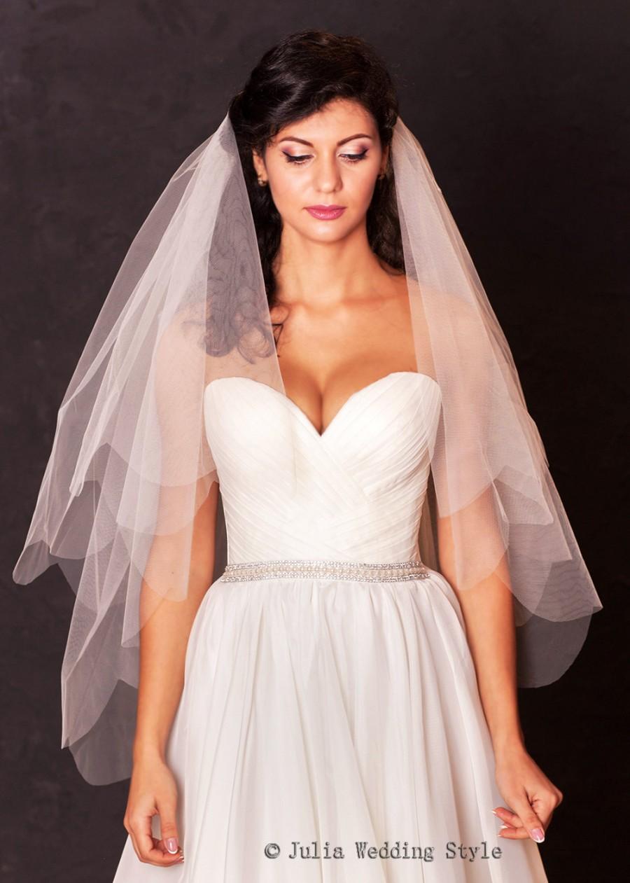 Hochzeit - Fingertip wedding veil,2 tier veil,Scalloped Edge veil,wedding veil ivory,Cut Edge Wedding Veil,Bridal veil with cut edge,classic veil