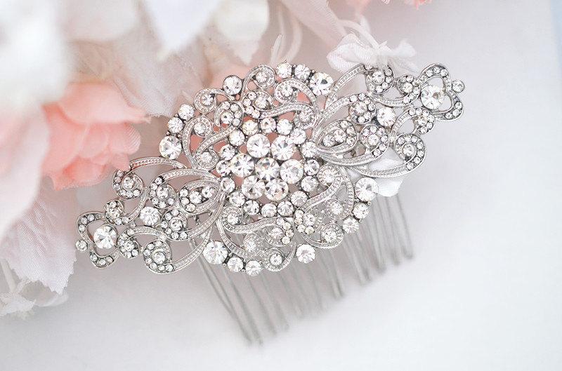 Свадьба - Bridal glam vintage swarovski crystal hair comb. Rhinestone jewel wedding headpiece