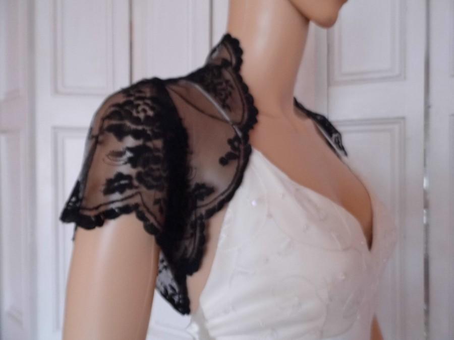 Hochzeit - Black lace  Cap sleeved bolero/shrug/jacket  with scallop edge