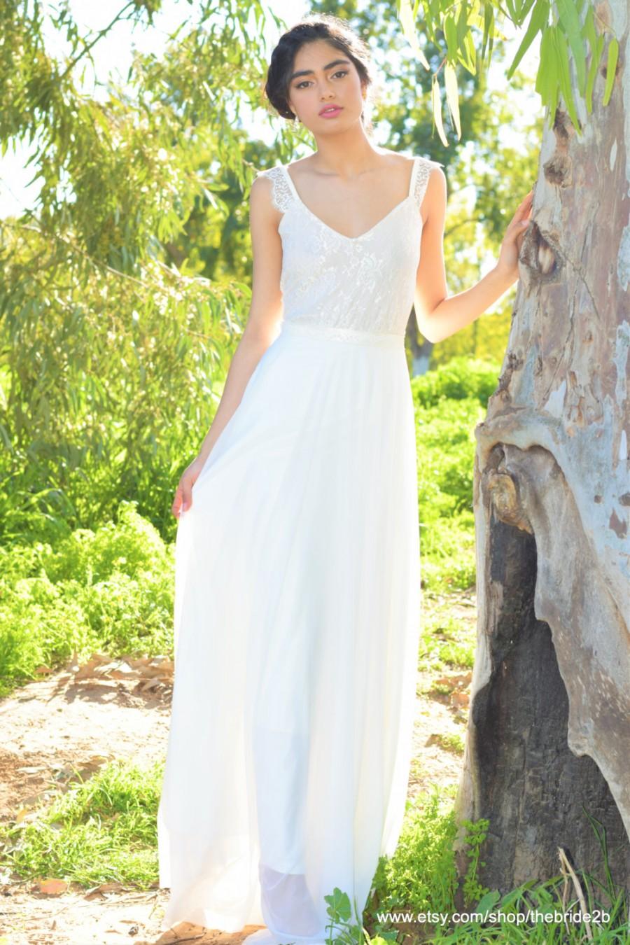 Hochzeit - Amy- Boho wedding dress, lace wedding dress, beach wedding dress, wedding dress with sleeves