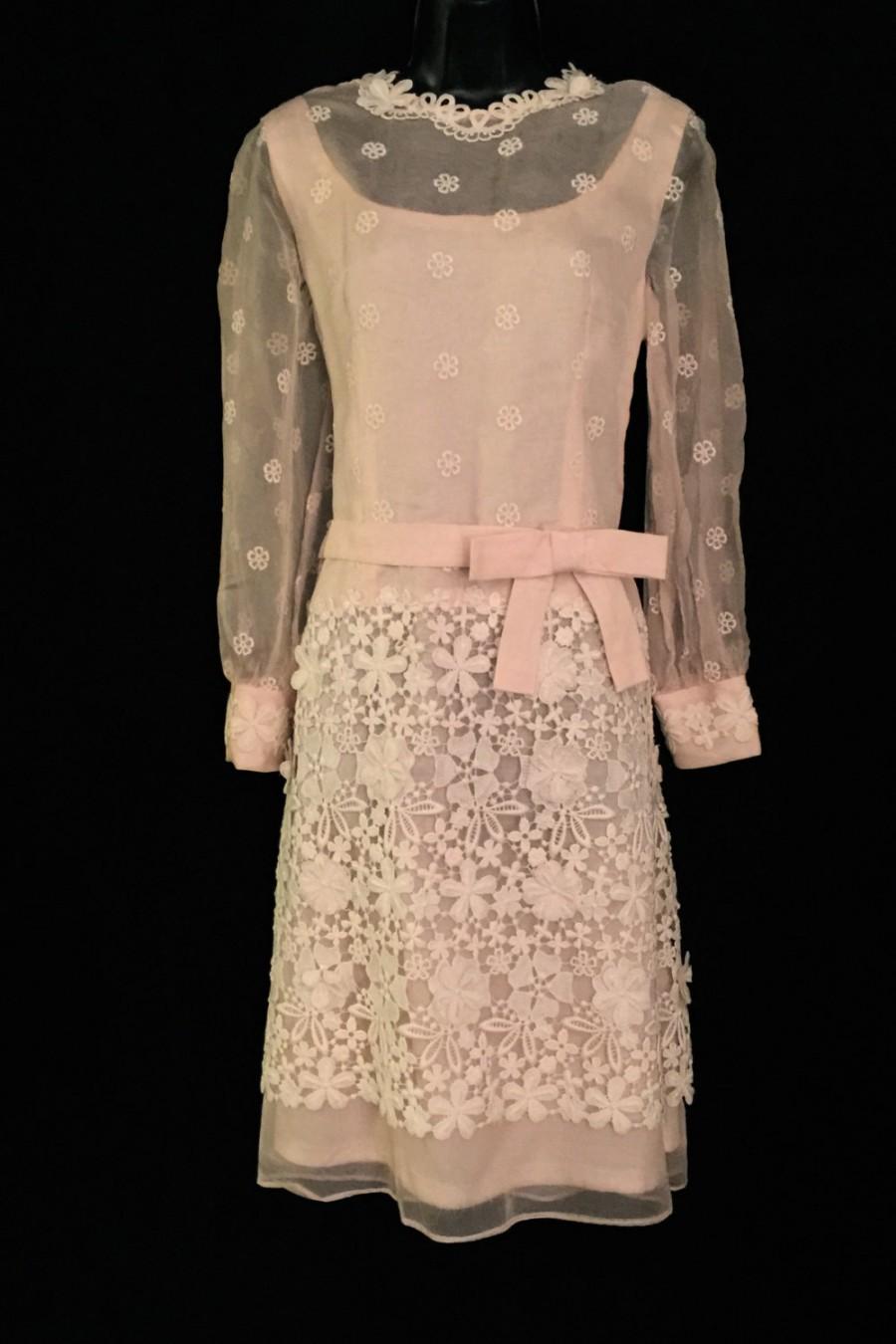 زفاف - A 60's "Carrie Couture" Pink Chiffon Lace Dress  VG79
