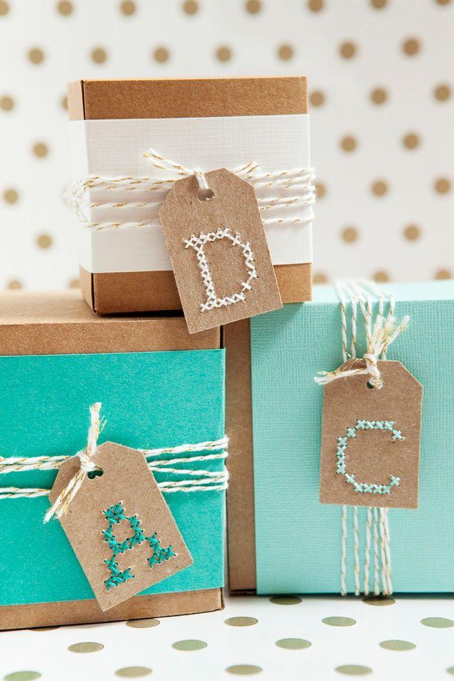 Hochzeit - Learn How To Cross-stitch Alphabet Gift Tags!
