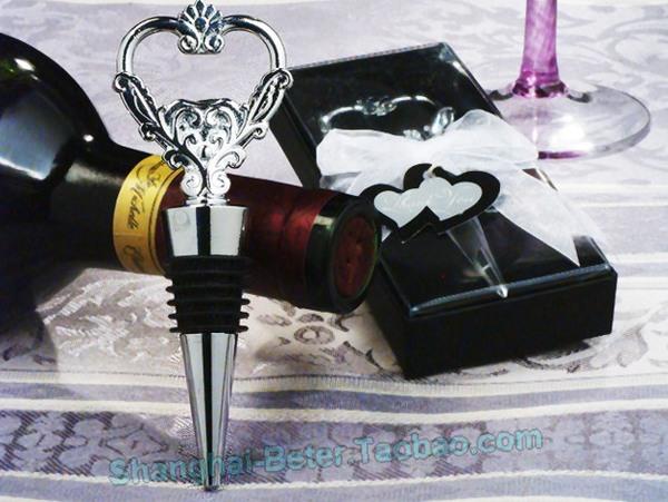 Wedding - Heart wine stopper and bottle opener Wedding Favors WJ115