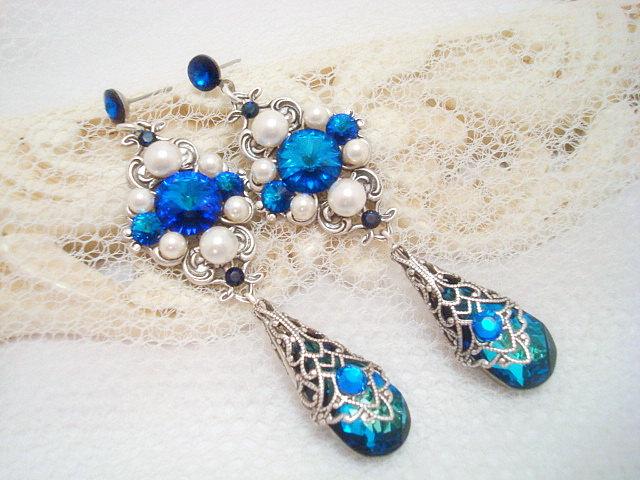 Свадьба - Bridal earrings, blue rhinestone earrings, vintage style earrings, wedding jewelry, Swarovski Bermuda Blue crystal earrings