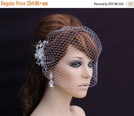 Свадьба - SALE - Birdcage Veil and Crystal Comb , Bird Cage Veil , Blusher , Bridal Comb ,  Wedding Comb , Bridal Hair Accessory