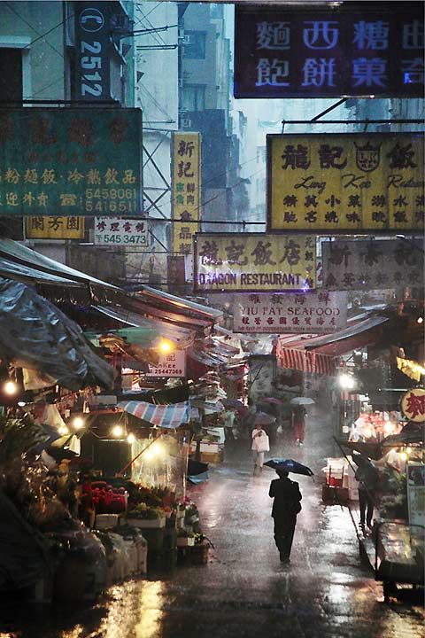 Hochzeit - Hong Kong In The Rain: Photos By Christophe Jacrot