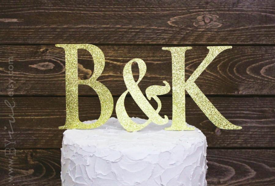 زفاف - Cake Topper Initials with Ampersand. Monogram Cake Topper. Glitter Wedding, Anniversary, Birthday or Shower Cake topper.
