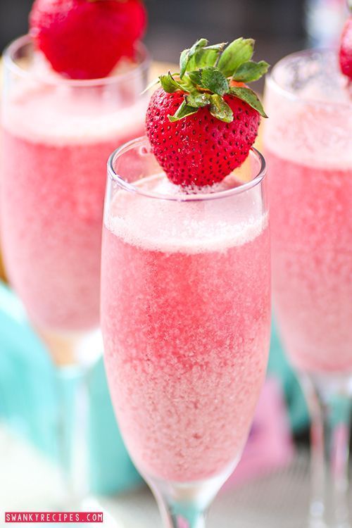 زفاف - Strawberry Cream Mimosa