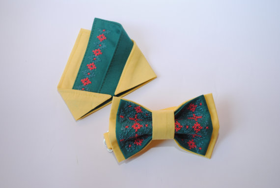 Свадьба - Embroidered pocket square and bow tie Yellow jade Pretied bow tie Pre folded pocket squares Men's bowties Groom Groomsmen Wedding planner