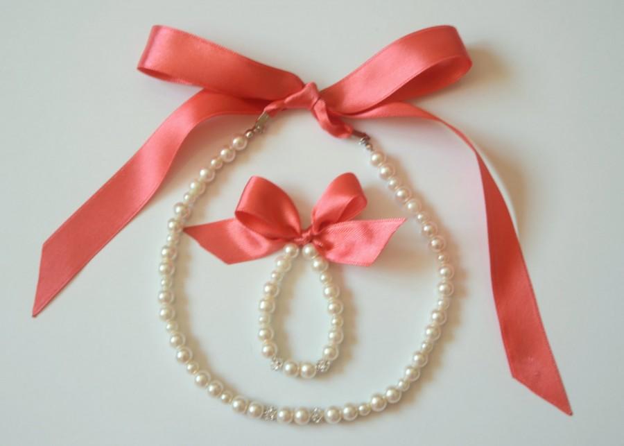 Hochzeit - Pink coral Flower girl jewelry set adjustable necklace and stretchy bracelet with swarovski crystal balls wedding jewelry  flower girl gift