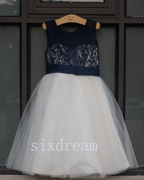 Hochzeit - Ivory Dress &Navy blue lace Navy blue ribbon Wedding Flower Girls Dress Tulle Rustic Baby Birthday Dress