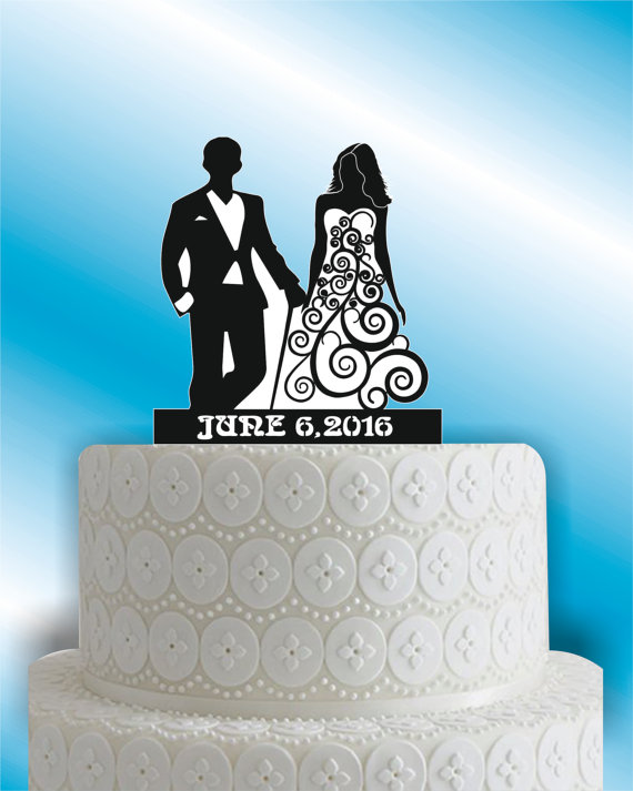 Mariage - bride and groom wedding cake topper,lastname cake topper,silhouette cake topper,heart cake topper,custom wedding cake topper,wedding decor