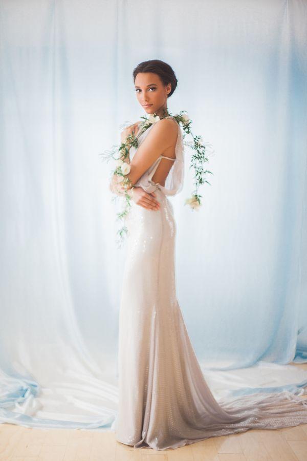 زفاف - This Gorgeous Inspiration Shoot Will Have You Dreaming Of A Jasmine-Filled Wedding