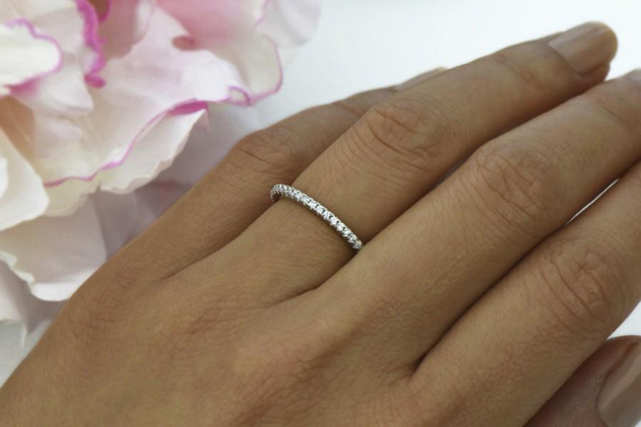 زفاف - Dainty Eternity Band, Wedding Band, Minimalist Ring, Engagement Ring, 1.5mm Man Made Diamond Simulant, Anniversary Ring, Sterling Silver