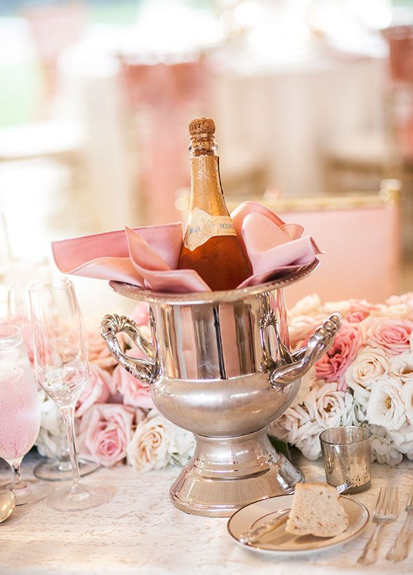 Mariage - Beautiful Pink Texas Estate Wedding