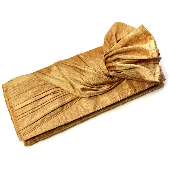 Hochzeit - Bridal Clutch in gold // Bridesmaid Clutch in gold silk // Wedding bag // The KNOT Clutch bag