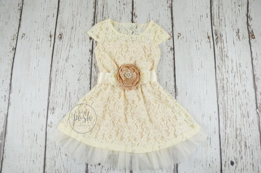 Hochzeit - Flower Girl Dress- Lace Flower girl dress -flower girl dresses - baby lace dress -Country Flower Girl dress - Lace Rustic flower Girl dress