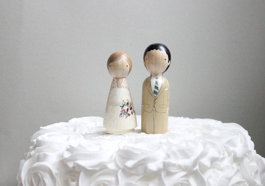 Mariage - RUSH Cake Topper // Wedding Cake Topper // Peg Dolls // Wooden Cake Toppers // Custom Cake Toppers // Goose Grease // Wooden Dolls