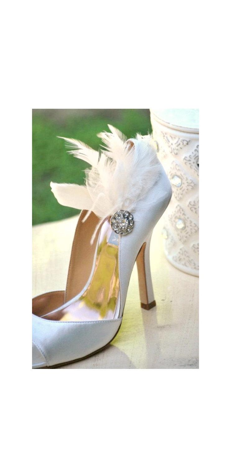 Hochzeit - Shoe Clips Ivory / White / Black Feathers Rhinestone. Bride Bridal Bridesmaid Lush Edgy Spring Birthday Statement Boudoir Burlesque Feminine