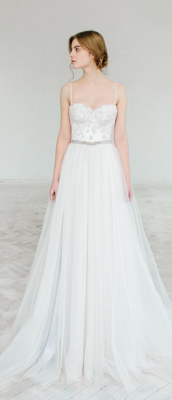 Свадьба - Ivory And Gray Wedding Dress // Ivy