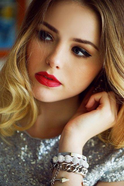 Свадьба - 10 Holiday Makeup Hacks To Get You Party Ready
