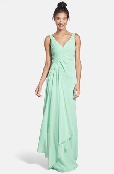 Mariage - Monique Lhuillier Bridesmaids Sleeveless V-Neck Chiffon Gown (Nordstrom Exclusive)
