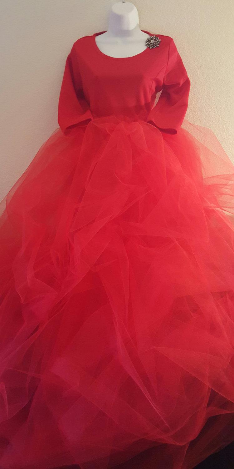 Mariage - Romantic Grace Kelly Inspired Red 3/4 Sleeve Tulle Ball Gown Dress Bridal Wedding Gown Party Costume