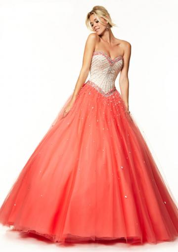 Hochzeit - Sweetheart Blush Sleeveless Beading Tulle Floor Length Ball Gown