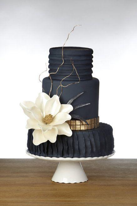Mariage - Color Inspiration: Midnight Blue And Navy Wedding Ideas