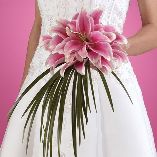 Wedding - Wedding Bouquet Lily - The Wedding Specialists