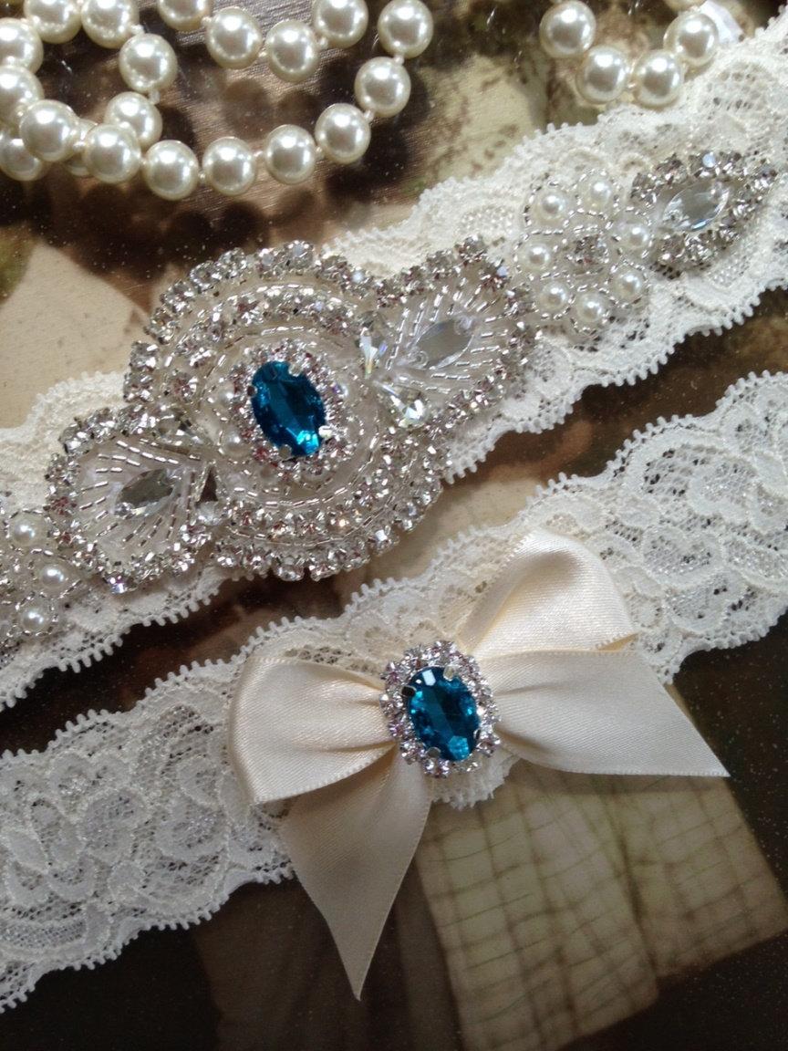 Свадьба - SALE-Weddings-Wedding Garter-Something Blue-Turquoise-Aqua-Vintage-Toss garter-Blue-Bridal Garter-Rhinestone-Ivory-Bridal White-Accessories
