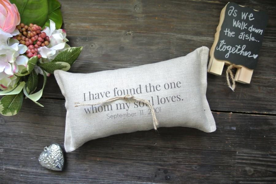 Mariage - Personalized Wedding Ring Pillow, Personalized Ring Bearer Pillow, Custom Ring Bearer Pillow, Rustic Wedding Ring Pillow, Linen Ring Pillow
